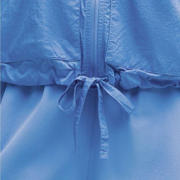 Lululemon Hood-Lite Relaxed-Fit Jacket - Picture 7 of 14